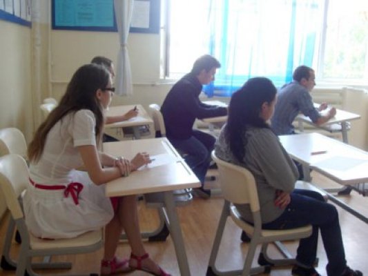 3.467 de candidaţi, înscrişi la cea de-a doua sesiune a Bacalaureatului